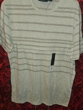 Marc Anthony Men's NWT Cream Tee with Beige Stripes Size Medium